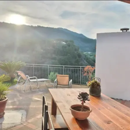 Camilla * Cefalu